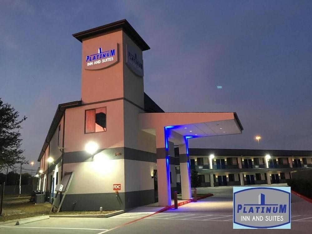 Platinum Inn and Suites photo 4
