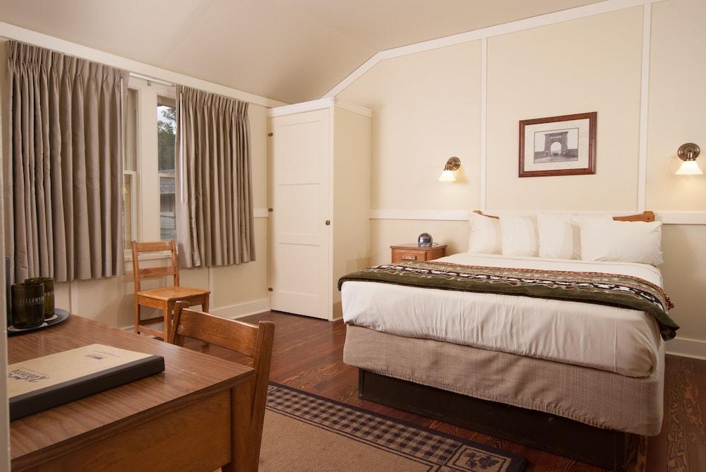 Mammoth Hot Springs & Cabins - Inside the Park photo 28