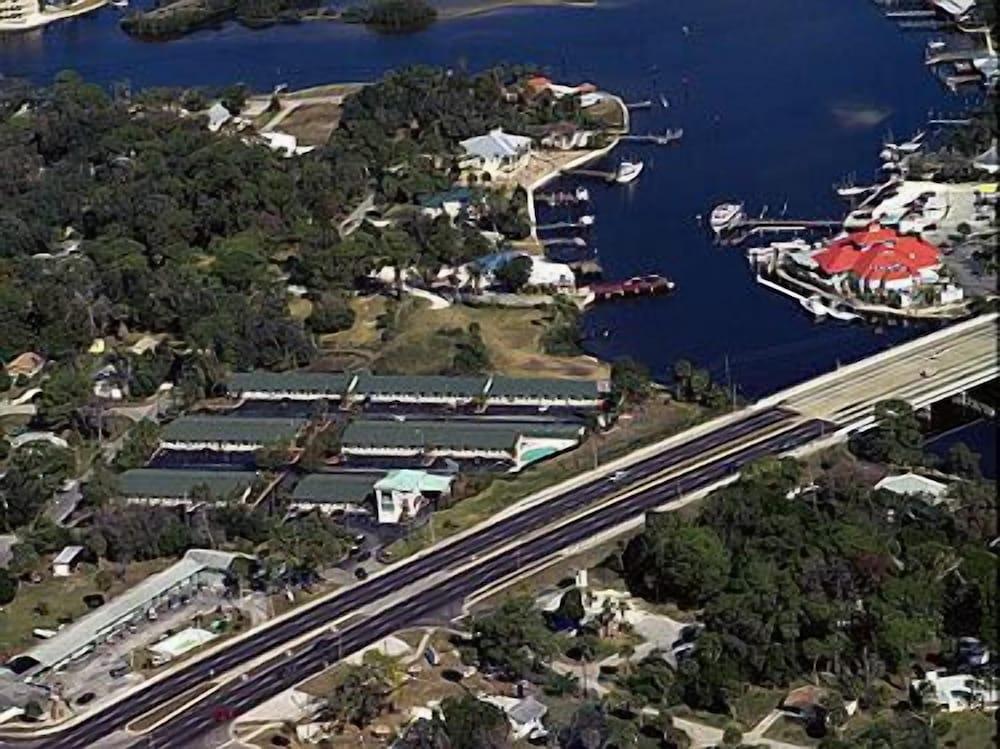 River Side Inn photo 26