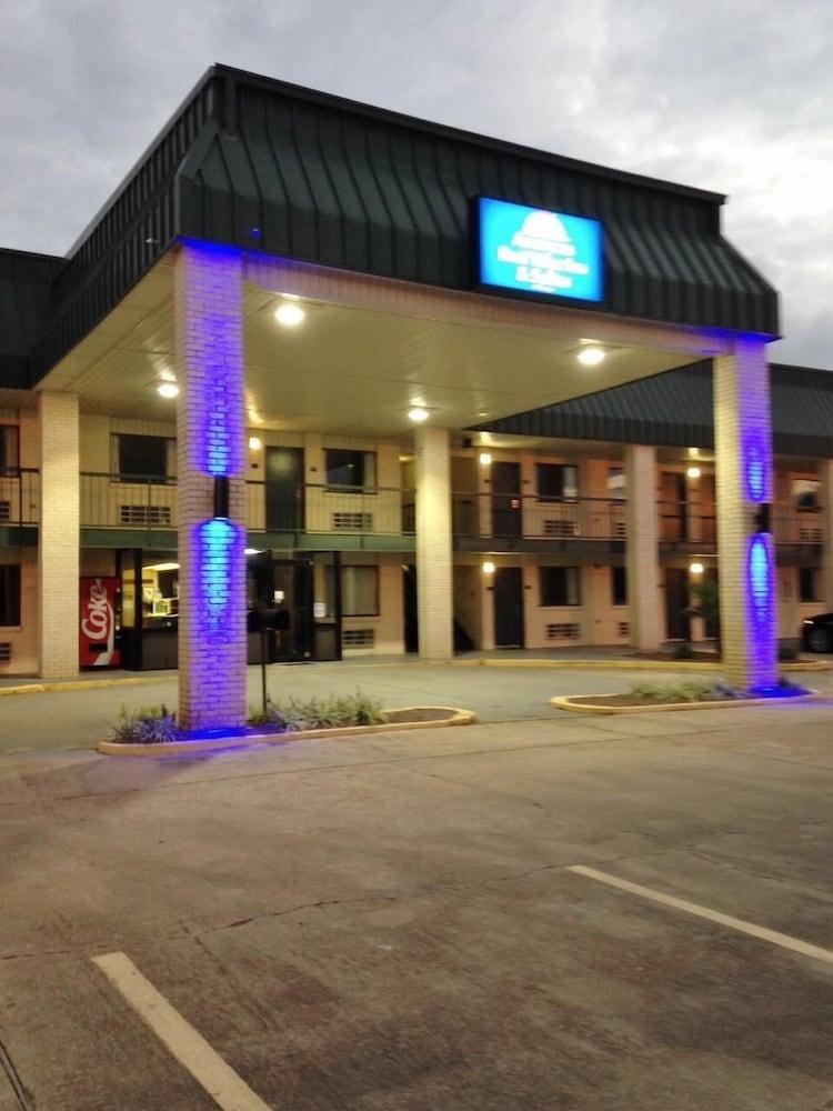 Americas Best Value Inn Winona photo 24