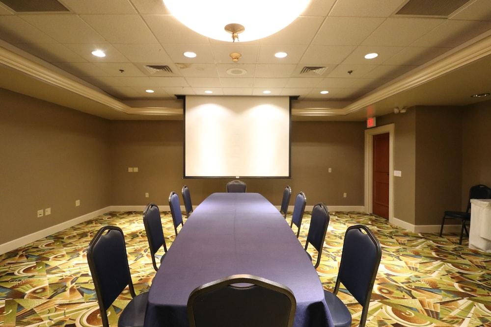 Hotel Mead Resorts & Conventions Center photo 66