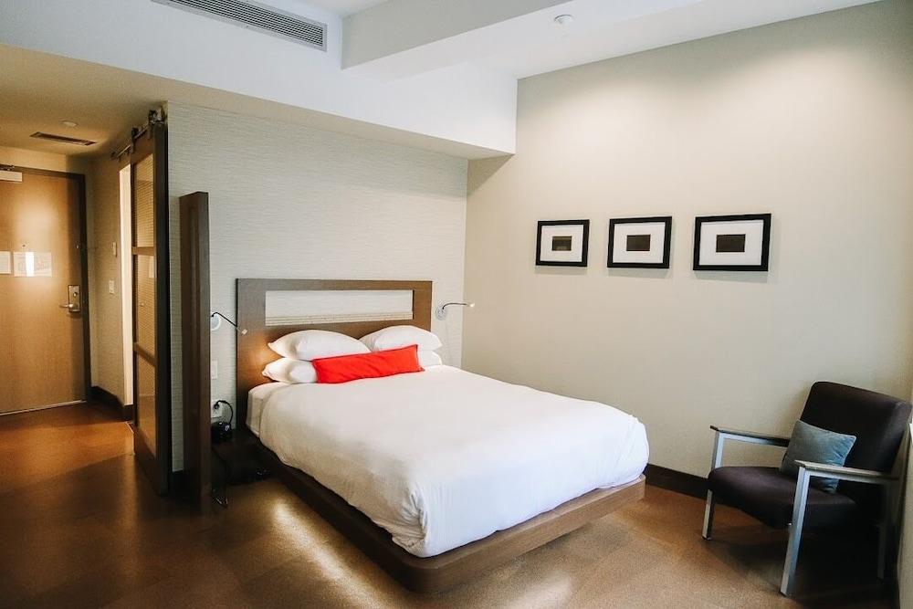 CityFlatsHotel - Grand Rapids, an Ascend Collection Hotel photo 18