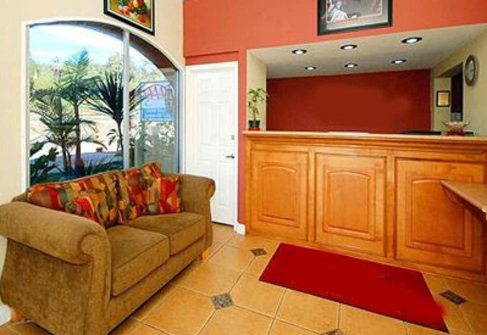 Escondido Lodge photo 3