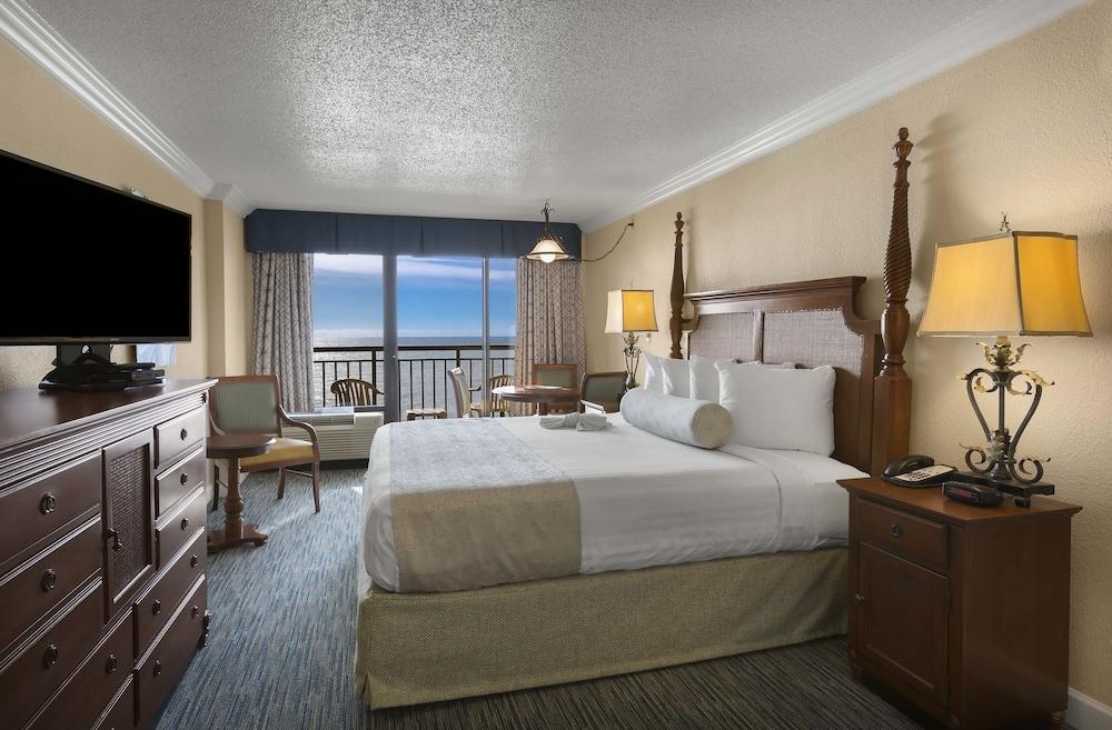 Holiday Pavilion Resort on the Boardwalk photo 5