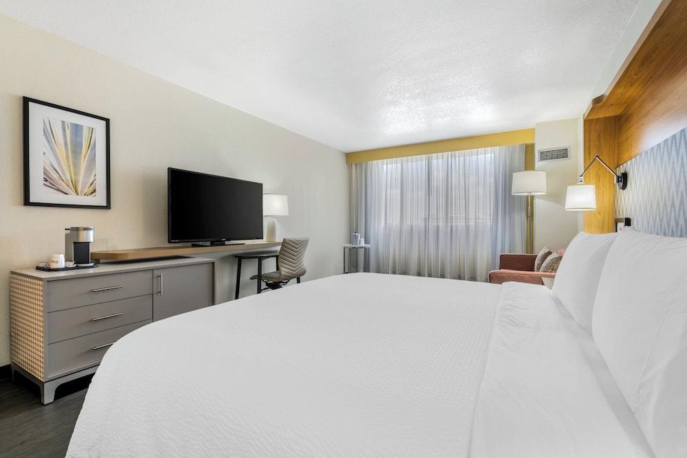 Holiday Inn Orlando International Dr-ICON by IHG photo 21