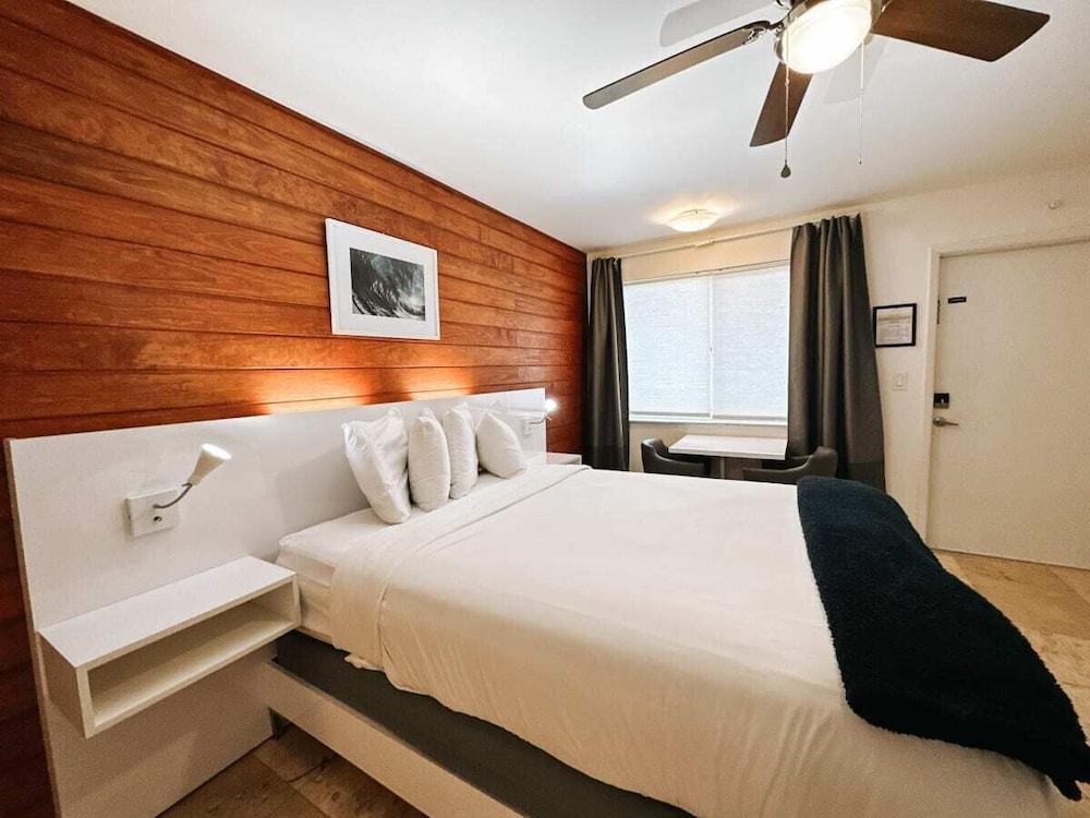 Waves by Stay Hospitality photo 20