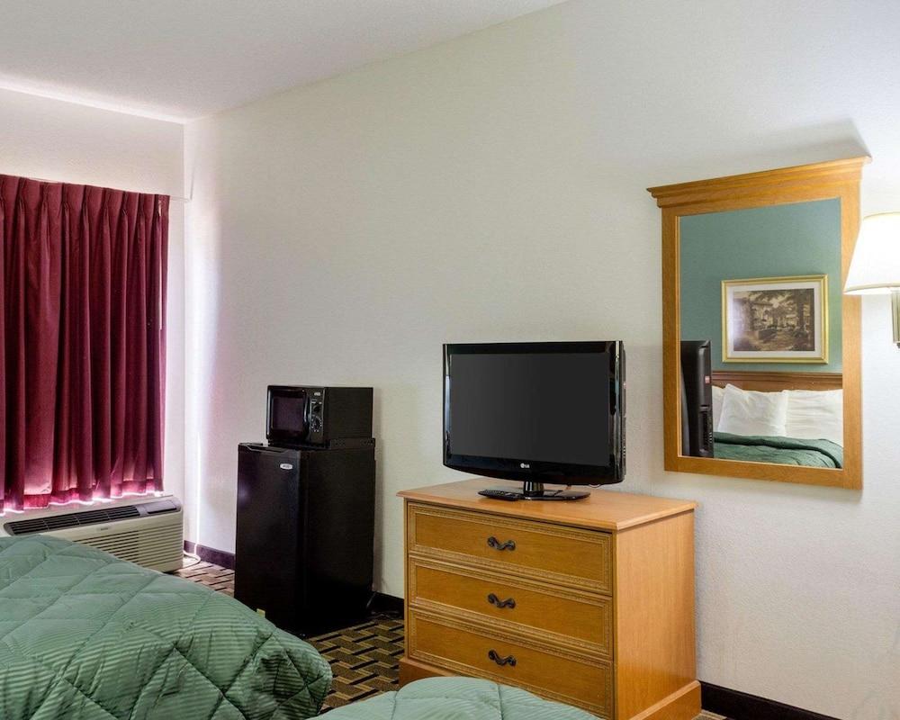 Quality Inn Magee photo 8