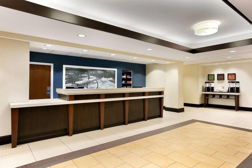 Hampton Inn & Suites Mahwah photo 18