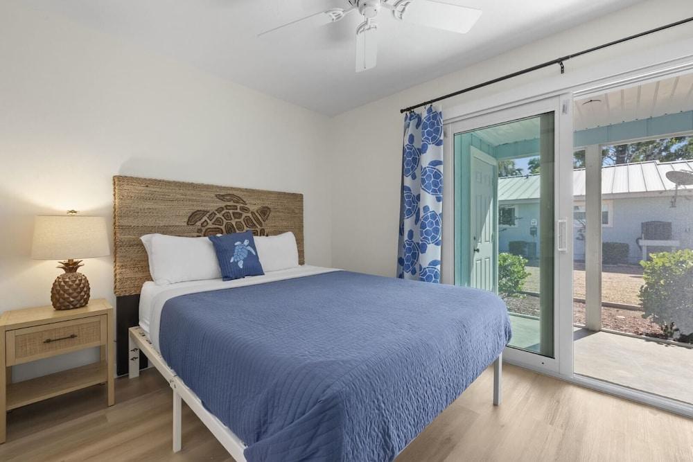 Driftwood Inn photo 17