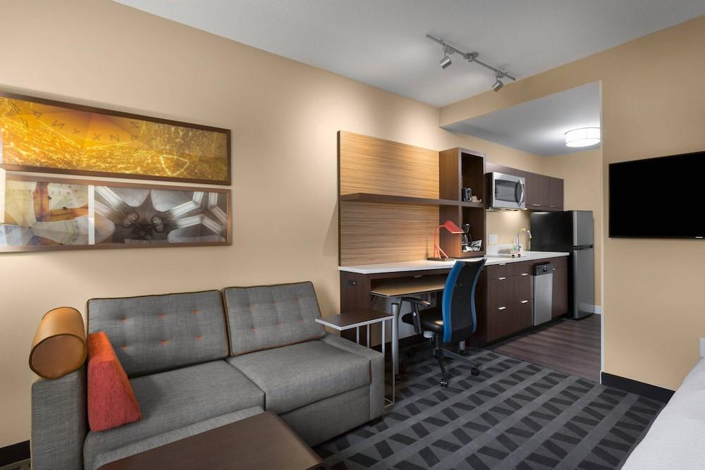 TownePlace Suites by Marriott Boone photo 17