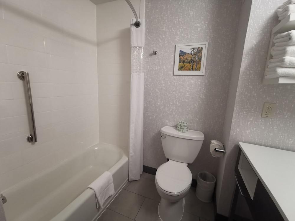 Hampton Inn & Suites Colorado Springs/Air Force Academy photo 59