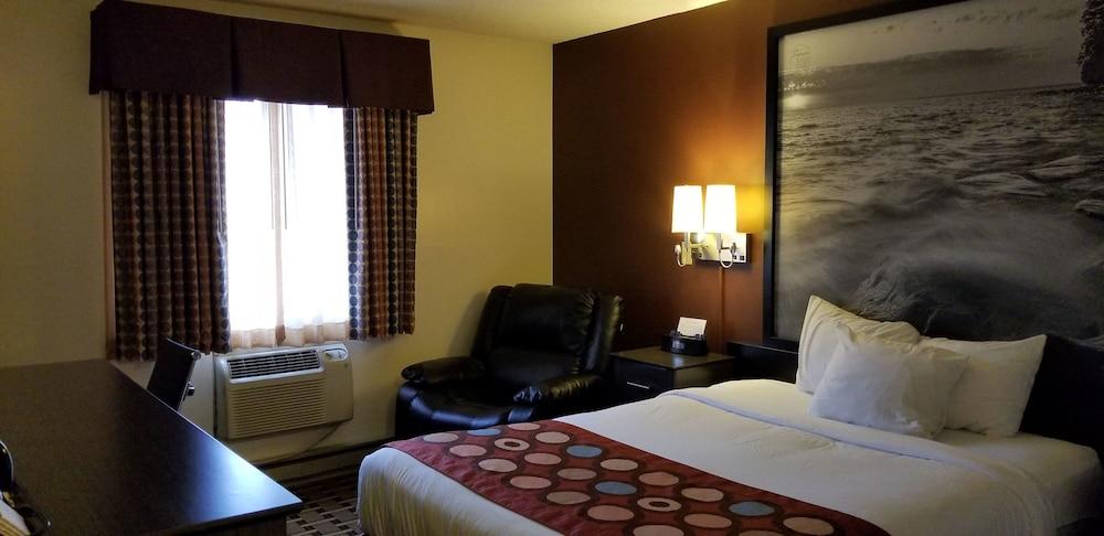 Super 8 by Wyndham Ashland photo 23