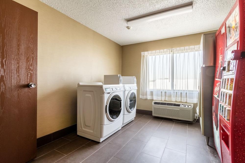 Comfort Inn Norwalk - Sandusky photo 31
