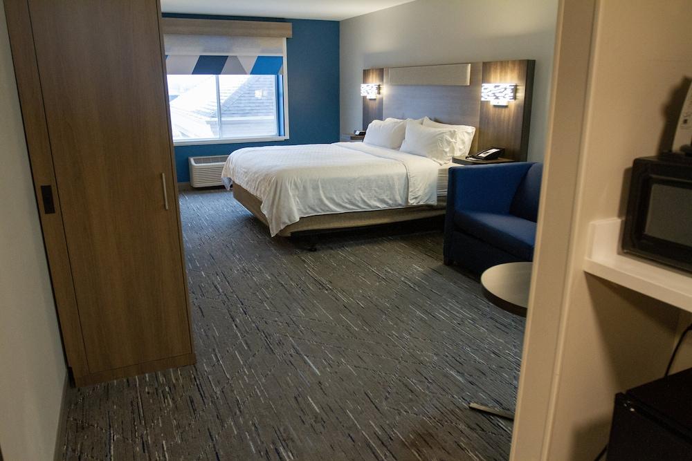 Holiday Inn Express Oneill by IHG photo 7