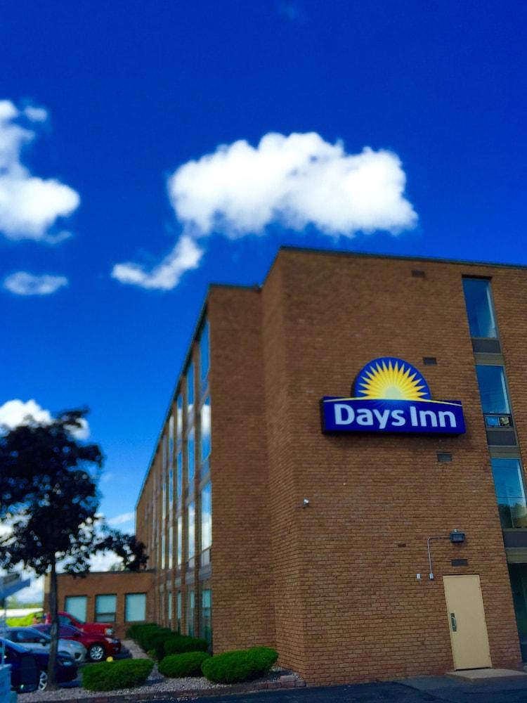 Days Inn by Wyndham Syracuse photo 39