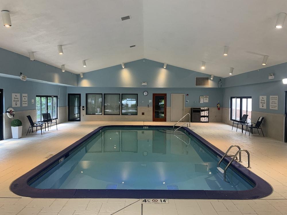 Holiday Inn Express West Point by IHG photo 18