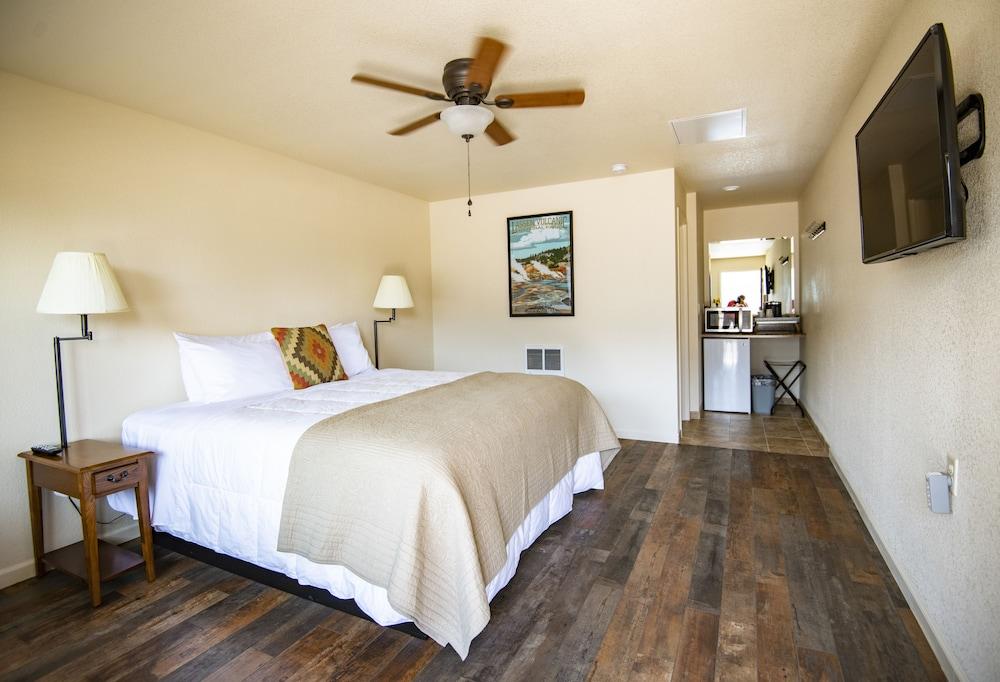 The Village at Highlands Ranch photo 9