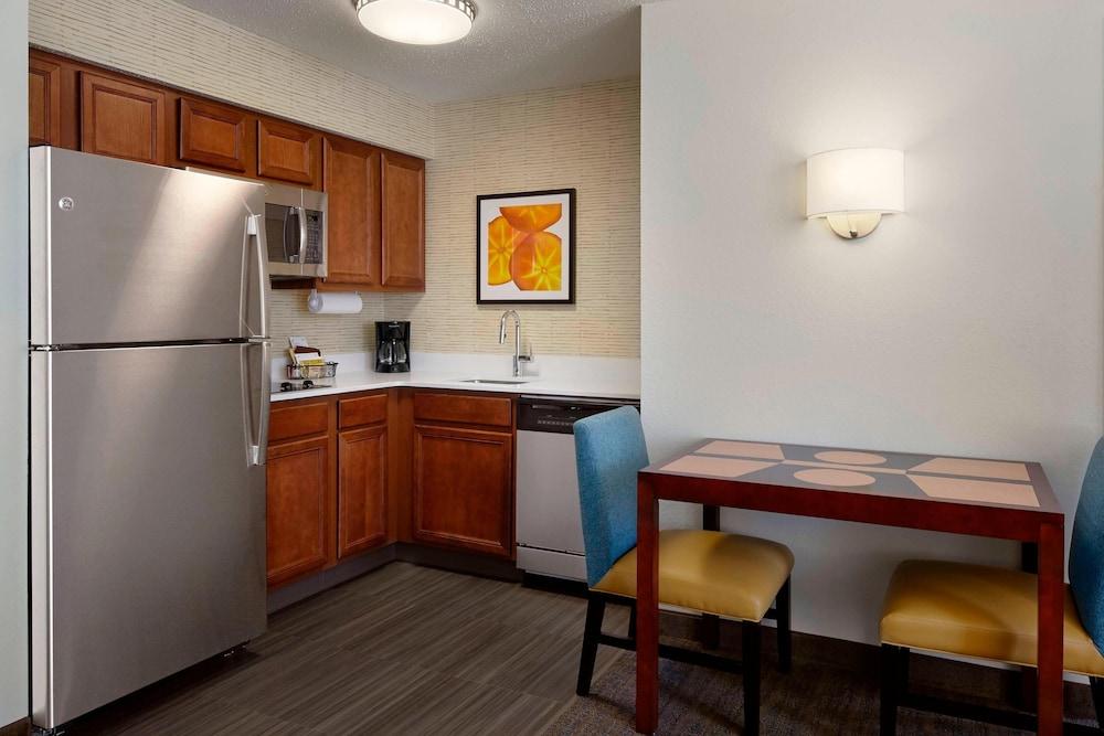 Residence Inn by Marriott St Louis Airport photo 6