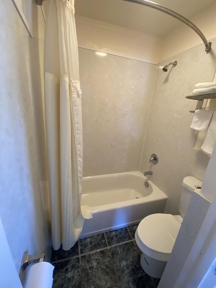 Budget Inn Motel photo 9