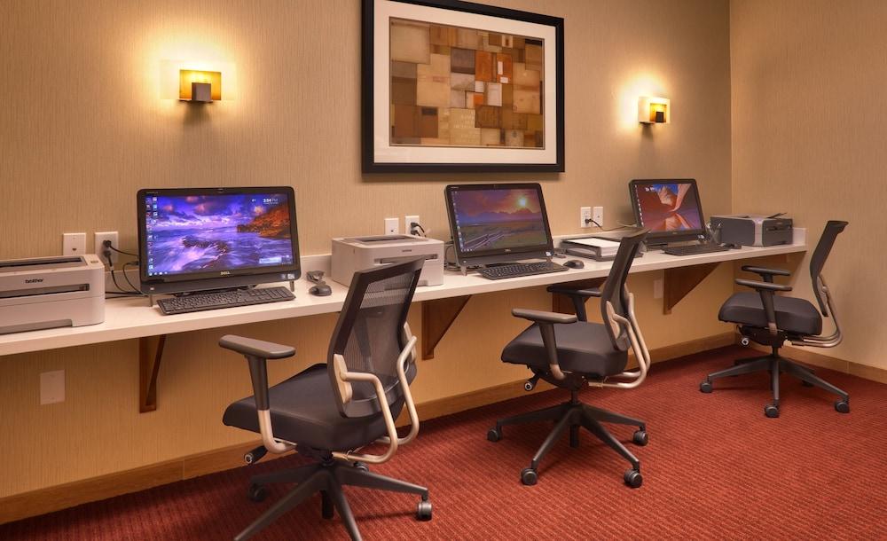 Hampton Inn & Suites Orem photo 43