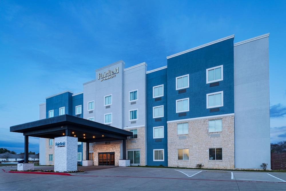 Fairfield Inn & Suites Hillsboro — hotel in Hillsboro