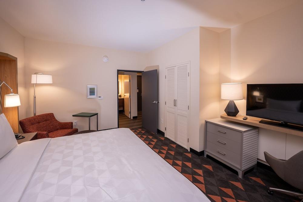 Holiday Inn NW Houston Beltway 8 by IHG photo 28