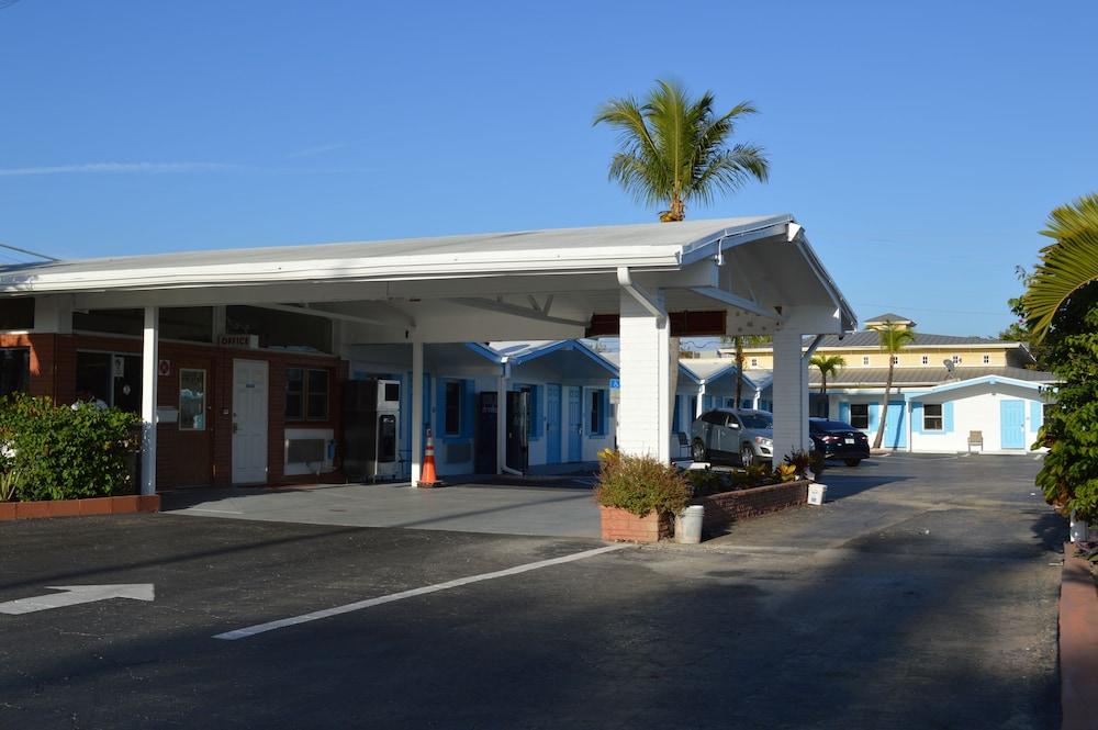 Budget Inn - Ft Myers photo 2