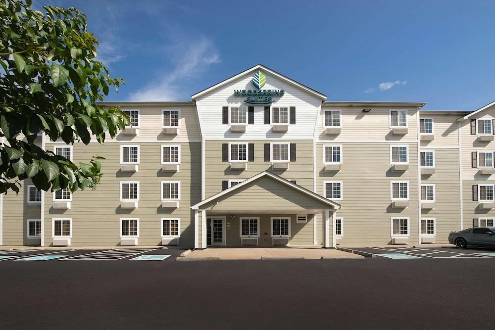 WoodSpring Suites Memphis East I-40 photo 12