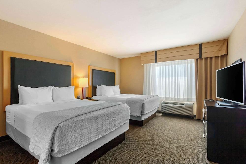 SpringHill Suites by Marriott Fort Collins photo 37
