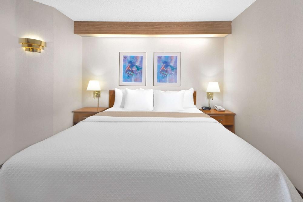 Days Inn by Wyndham Liberal KS photo 7
