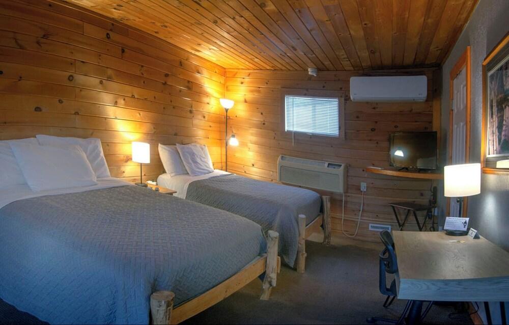 Rustic Inn photo 14