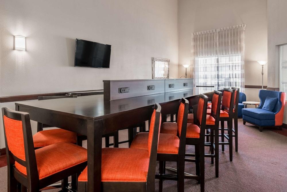 Hawthorn Suites by Wyndham Las Vegas/Henderson photo 2