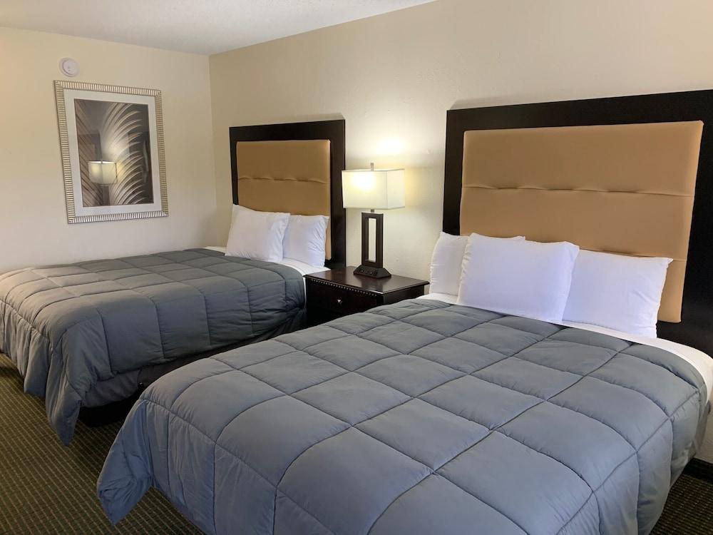 Blackwater Inn photo 21