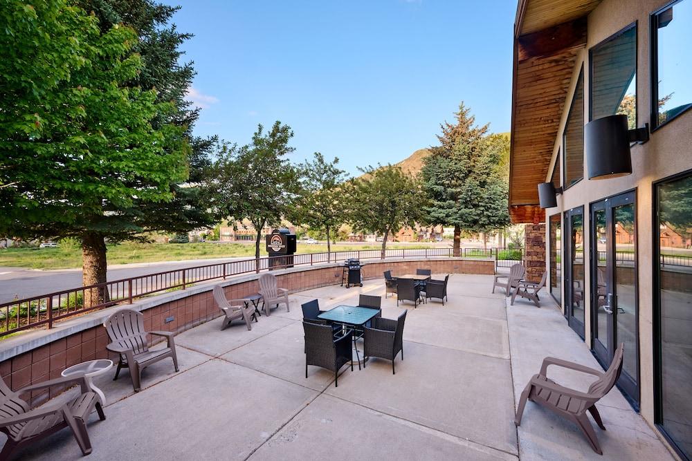 Mountain Valley Lodge photo 17