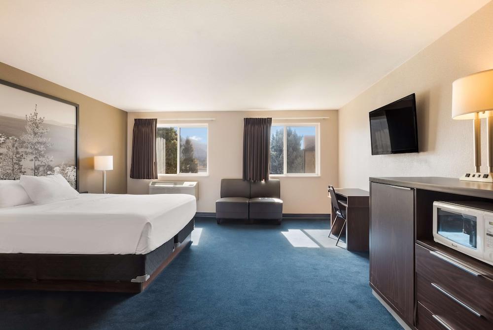 Americas Best Value Inn Sparks photo 19