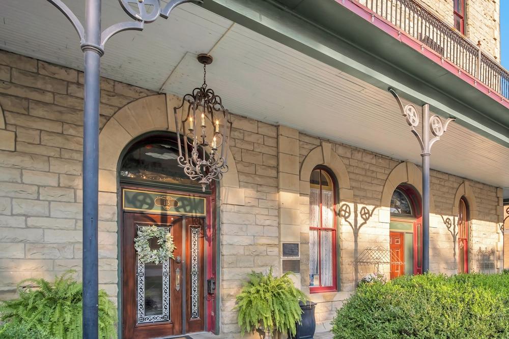 Historic Elgin Hotel photo 56