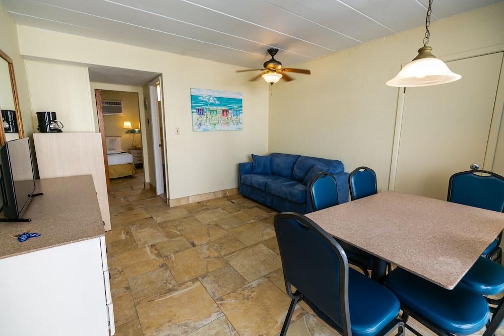 Gondolier Motel photo 32