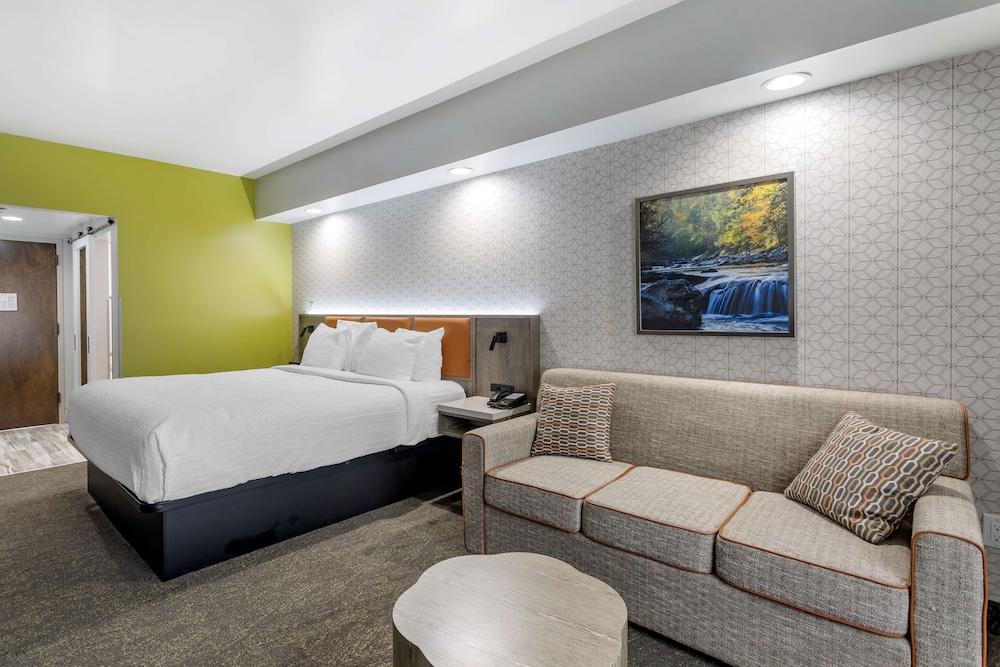 Best Western Plus Apple Valley Lodge Pigeon Forge photo 17