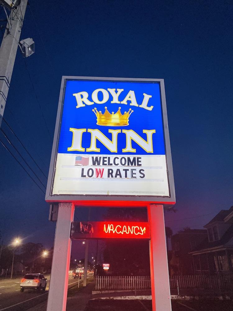 Royal Inn photo 4