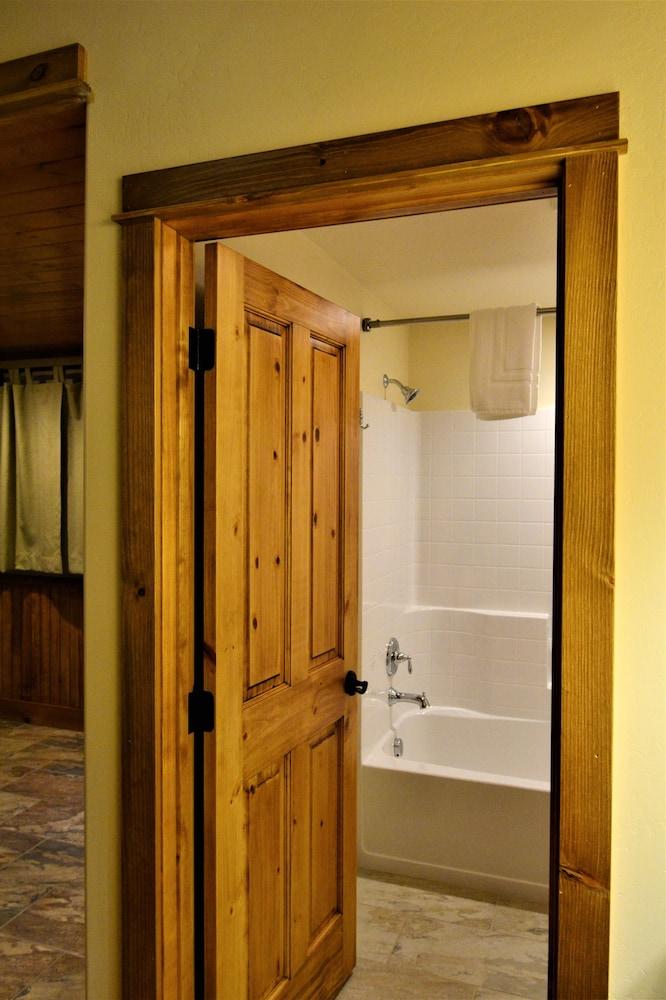 McAllister Inn & Lodging photo 27