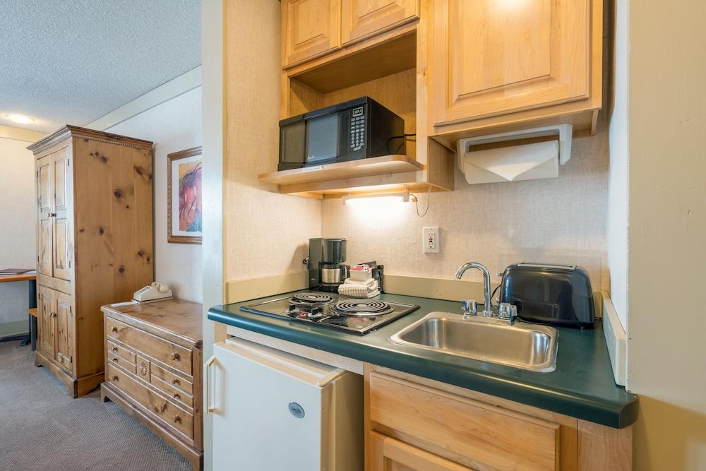 Mountainside Inn 417 1 Bedroom Hotel Room by Alpine Lodging Telluride photo 4