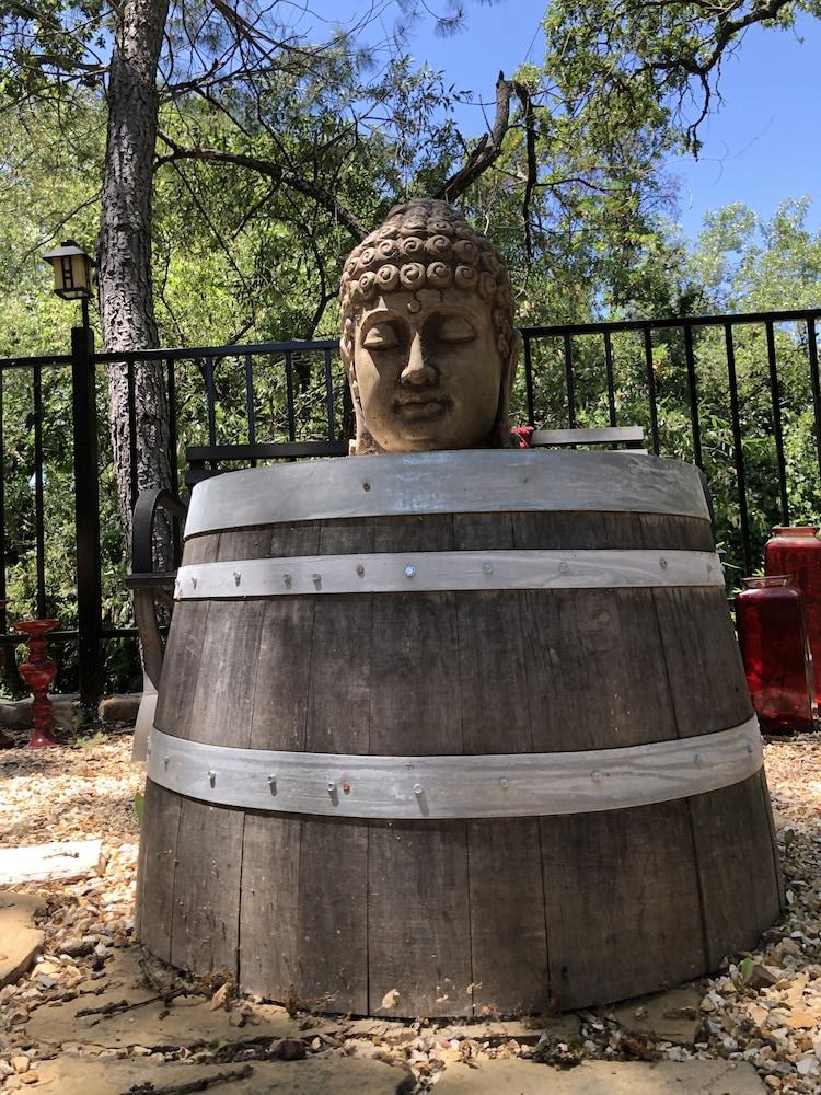 Glen Ellen Inn photo 39