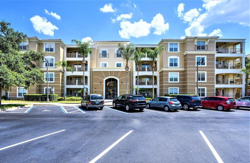 Vista Cay Resort by Millenium at Universal Blvd photo 71