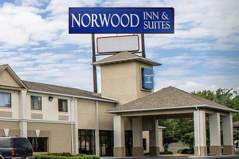 Howard Johnson by Wyndham Columbus State Fairgrounds I-71 photo 13