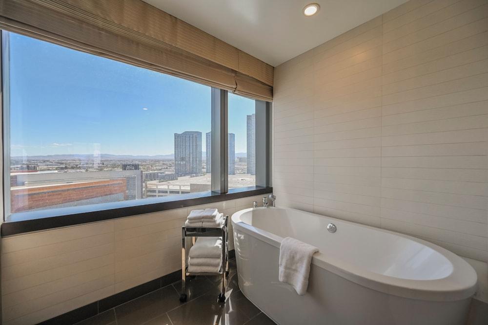 StripViewSuites at Vdara photo 87