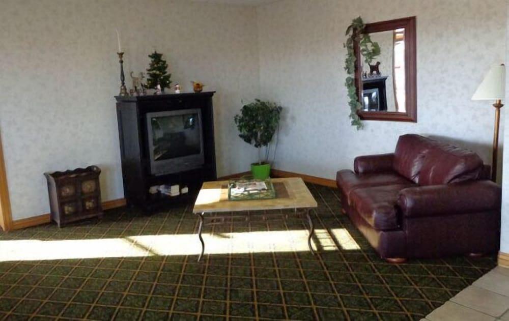 New SunFlower Inn photo 7