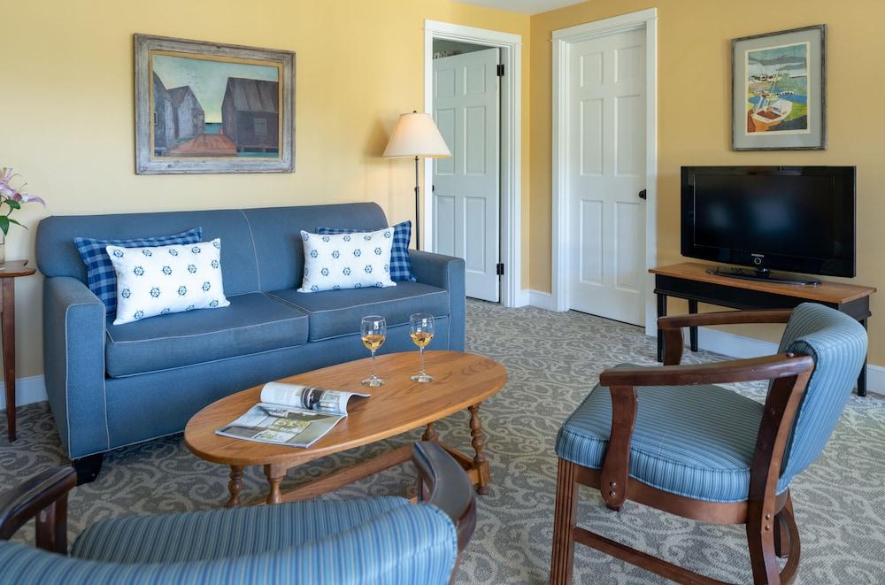 Dockside Guest Quarters & Restaurant photo 68