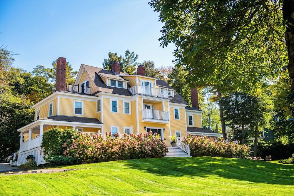 York Harbor Inn photo 22