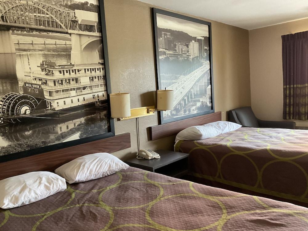 Super 8 by Wyndham Chattanooga/East Ridge photo 11