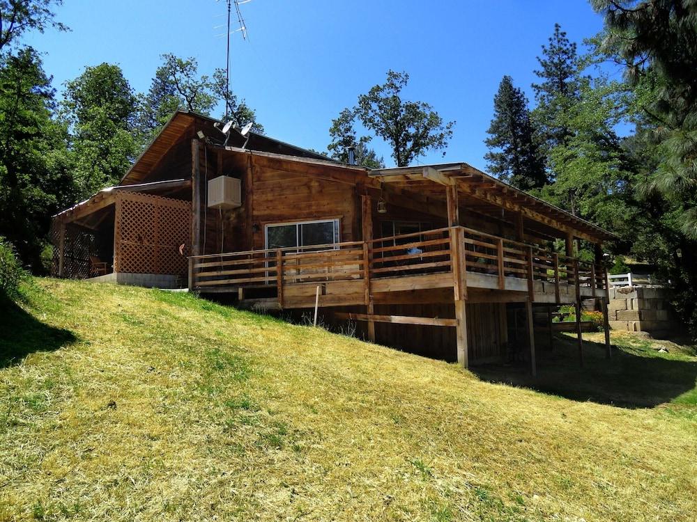 Evergreen Haus photo 46